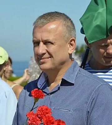 У Криму окупанти затримали за вимагання та розбій перебіжчика та екскерівника міліції Севастополя Козюру