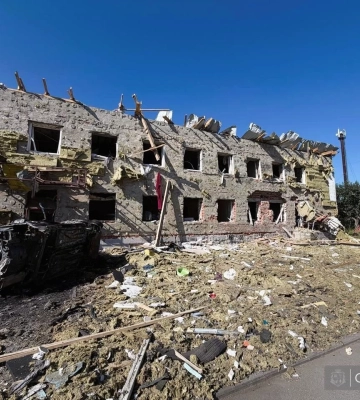 10 “гераней” атакували Дергачі вночі: били по гуртожитках з переселенцями 