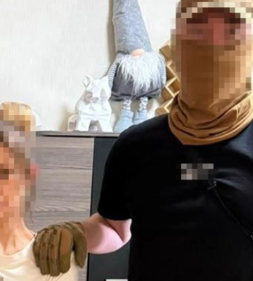 Викрили наркозалежних у Дніпрі та Житомирі, які за гроші верифікували Starlink для РФ, - СБУ. ФОТОрепортаж