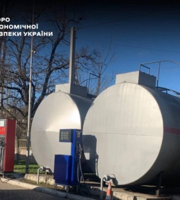 В Одесі викрито формального директора паливної компанії, через яку конвертували кошти
