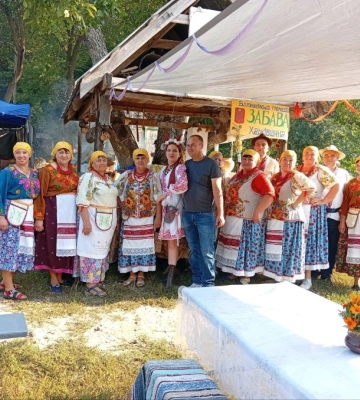 Близнюківщина представила три борщі та весільні традиції на фестивалі в Опішні 