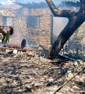 Оккупанты нанесли удар по жилому кварталу Никополя: один погибший и трое раненых