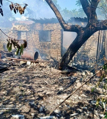 Ворог ударив по житловому кварталу Нікополя: загинув чоловік, троє постраждали