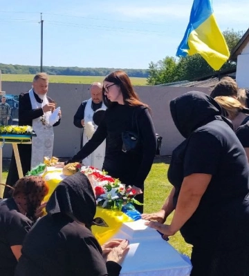 На Волині попрощалися із загиблим Героєм Миколою Кузнєчихіним