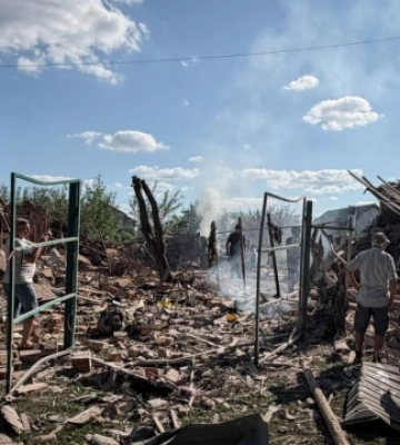Росіяни знову вдарили КАБами по Сумах - є постраждали, пошкоджені будинки