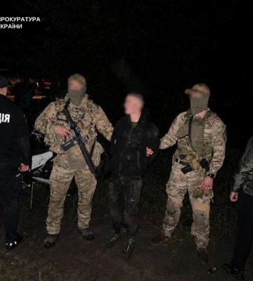 На Рівненщині молодика судитимуть за обвинуваченням у переправленні ухилянтів через кордон