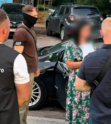 Офицера Генштаба задержали за взятку в размере 14 тысяч долларов