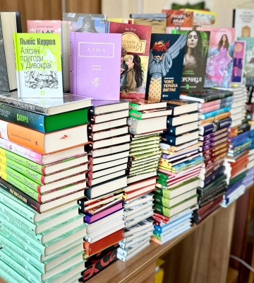 Бібліотеки Черкас поповнять майже тисячею нових українських книг