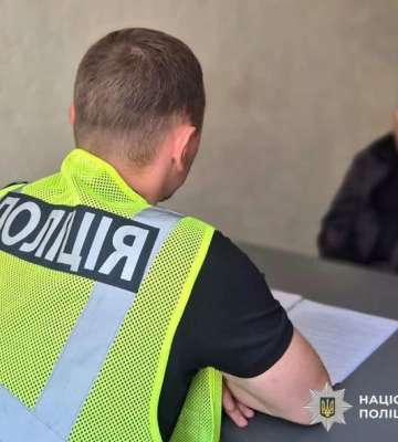 У Житомирі судитимуть зловмисника, який під погрозою пістолету пограбував жінку