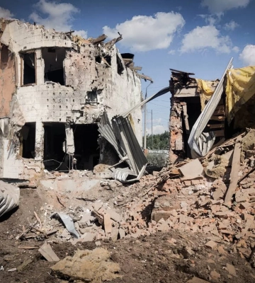 Оккупанты нанесли удар четырьмя авиабомбами по Сумам: погиб мирный житель, повреждены 20 домов