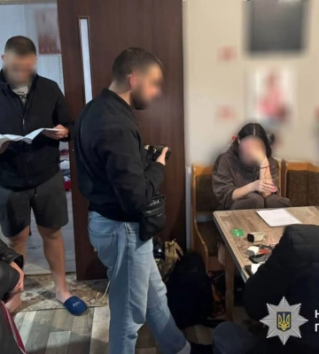 У центрі Львова працював салон еротичного масажу: неповнолітню залучили до секс-послуг