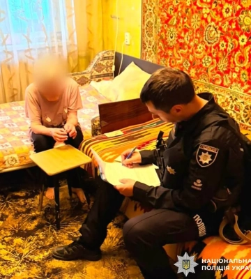 Пожилую мать обижал мужчина в Харькове