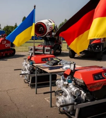 Німеччина передала українським рятувальникам пакет техніки на €5,7 млн