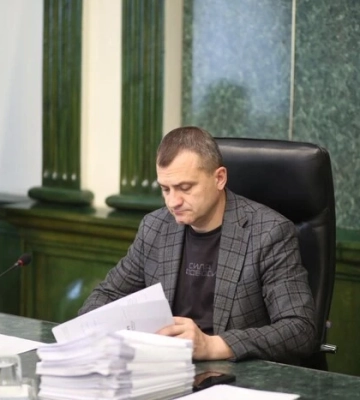 Міський голова Хмельницького закликав врегулювати використання електросамокатів законом