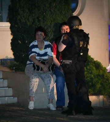Нічна атака на Одесу: дрон влучив у житлову п'ятиповерхівку - ОНОВЛЮЄТЬСЯ