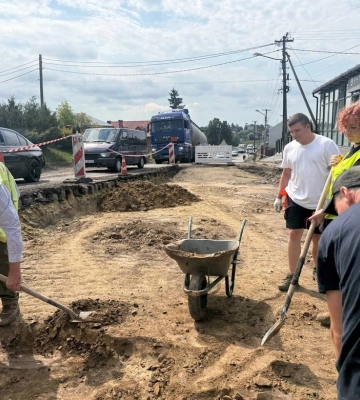 Під час ремонту дороги у Куликові знайшли людські останки та рештки будівель XV століття