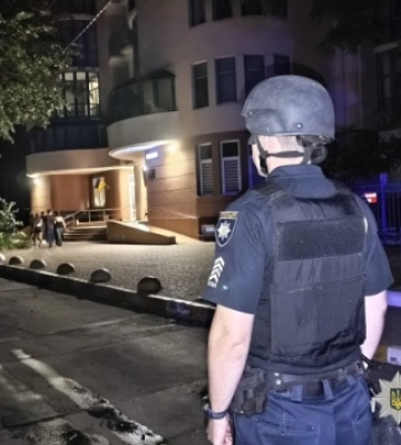 В Одесі вилучили залишки ворожого БПЛА, який влучив у квартиру житлового будинку