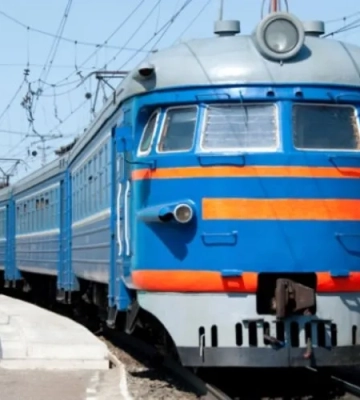 У Хмельницькому потяг на смерть збив 64-річного велосипедиста