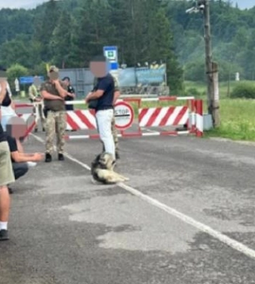 На Львівщині затримали майора з трьома ухилянтами
