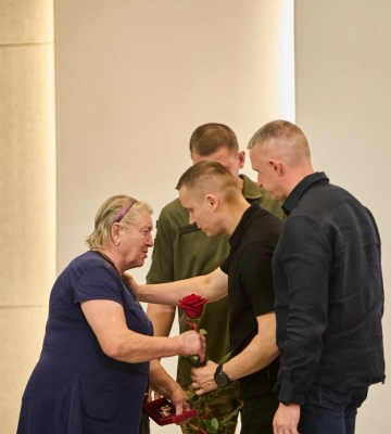 Родинам 9 загиблих військових із Луцької громади вручили державні нагороди