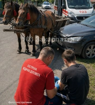 Нічний таран на Ужгородщині: легковик врізався у кінне гужове підводу, підліток опинився в лікарні
