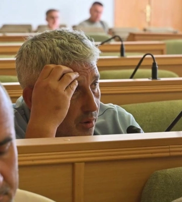 Борець із зарплатами чи звичайний популіст: розбір декларації депутата Романа Стасюка (ВІДЕО)