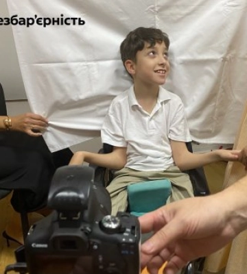 Історія, що торкає серце: як закарпатські міграційники допомогли 11-річному Денису встигнути на рятівне лікування