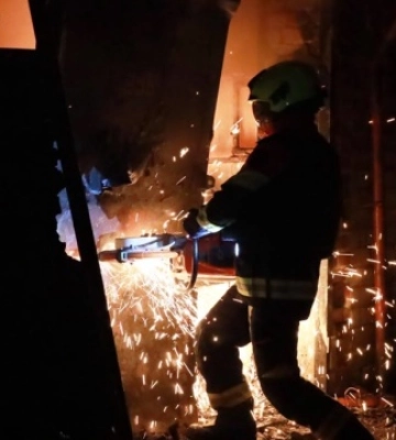 Ворог вдарив дронами по Чернігову, є влучання в автокооперативи й декілька підприємств