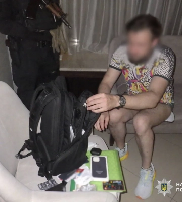 Поліцейські затримали чоловіка, який вчинив різанину в готелі у центрі столиці 