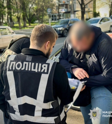 В Одесі судитимуть військовослужбовця, який «продавав» службу в тилу та зберігав вдома боєприпаси
