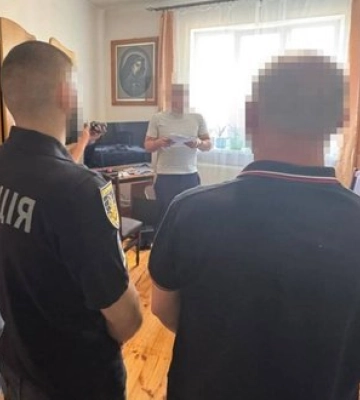 Приемного отца подозревают в систематическом изнасиловании несовершеннолетней воспитанницы, - ОГП. ФОТО