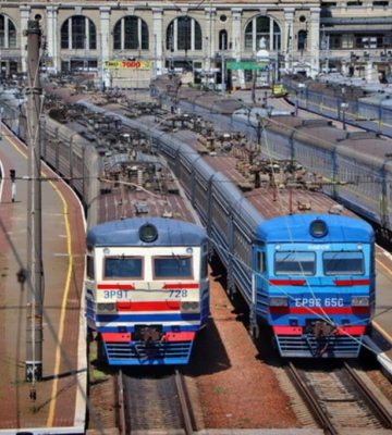 Через російські удари Укрзалізниця вносить тимчасові зміни у маршрути приміських поїздів Одещини