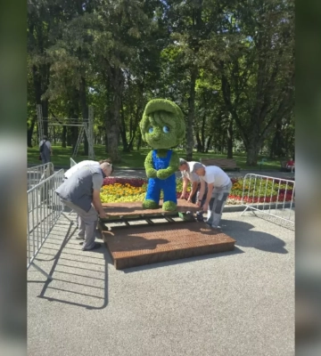 В Харькове появляются инсталляции ко Дню города и Независимости 