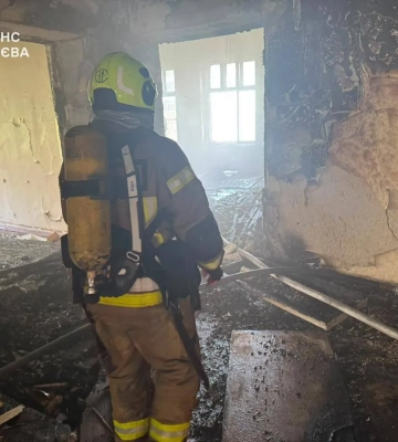 Відео: У Подільському районі Києва загорілося приміщення школи