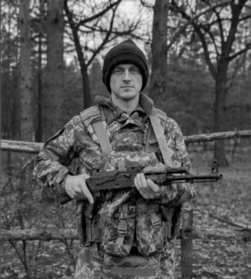 У першому бойовому завданні загинув 29-річний захисник з Дніпропетровщини Максим Циммер