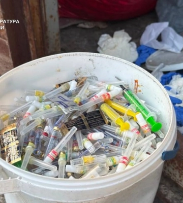 У Києві викрили незаконне зберігання небезпечних медичних відходів