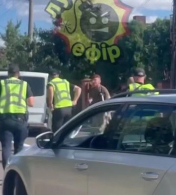 У Луцьку водій Audi збив військового ТЦК під час перевірки документів