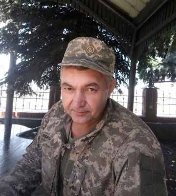 Черкащан закликають живим коридором провести військового