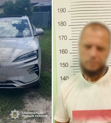 На Київщині чоловік викрав електромобіль із подвірʼя, знайшовши ключ у салоні