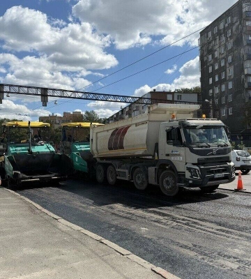 У Львові розпочали асфальтування Городоцької: на час робіт діятиме реверсний рух