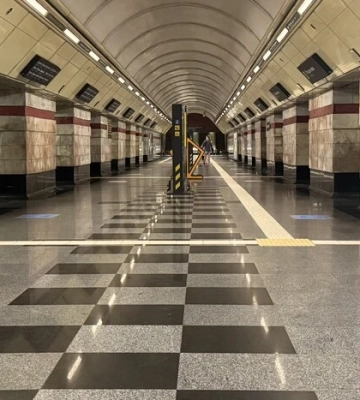 На станції метро «Сирець» з'явилося  нове зонування для укриття під час тривог