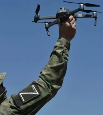Стало известно, как россияне FPV-дроном убили двух мужчин в Казачьей Лопане, где эвакуация невозможна