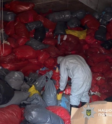У Києві виявили склад із небезпечними медичними відходами