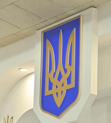Грантові сміттєвози та кадрові зміни: що вирішили депутати Рівнеради на черговій сесії (ВІДЕО)