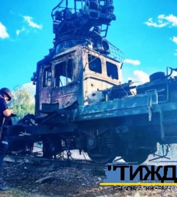 У Тростянці під ворожий удар потрапила залізнична техніка та складські приміщення