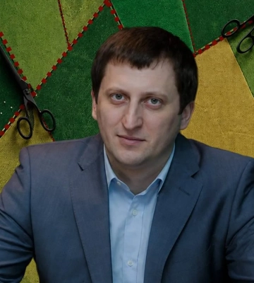 Тубус із-під віскі, «щедрі» друзі та 10 років незламності: історія держчиновника, якого не брали ані звільнення, ані кримінальні справи