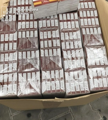 На Буковині водія компанії-експортера судитимуть за контрабанду сигарет на понад 15 млн грн