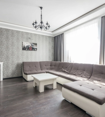 Українці частіше шукають квартири понад 100 м²: у яких областях попит зріс найбільше