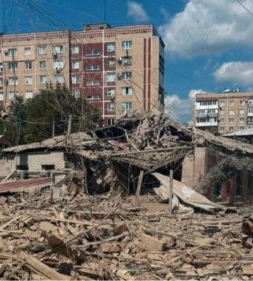 В зоне боевых действий в Донецкой области остаются 12 тысяч гражданских – ОВА