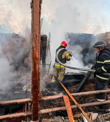 Троє людей загинули в Балаклії на Харківщині: РФ атакувала житлові будинки